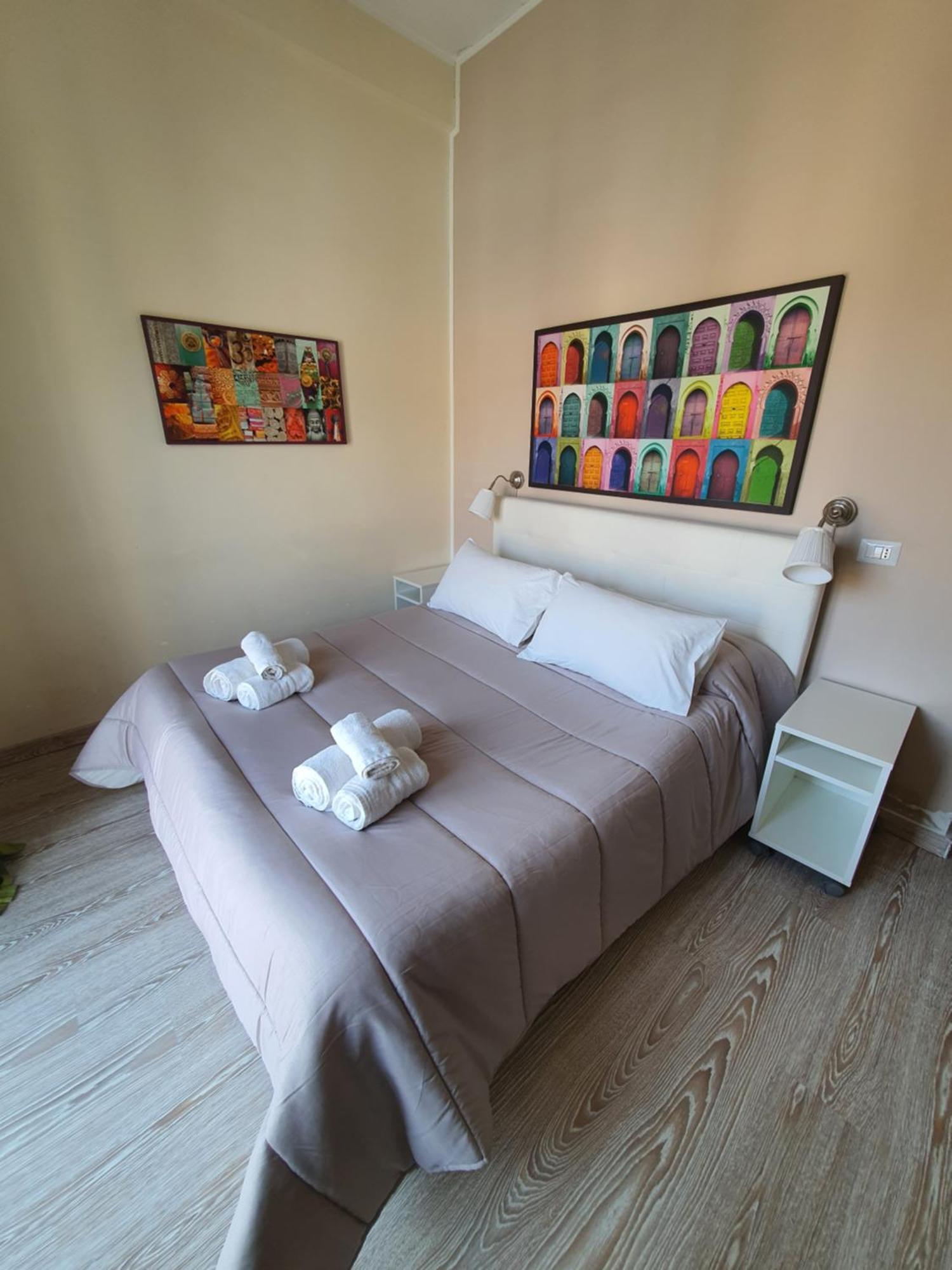 4Rooms Guest House Free Wi-Fi サレルノ エクステリア 写真